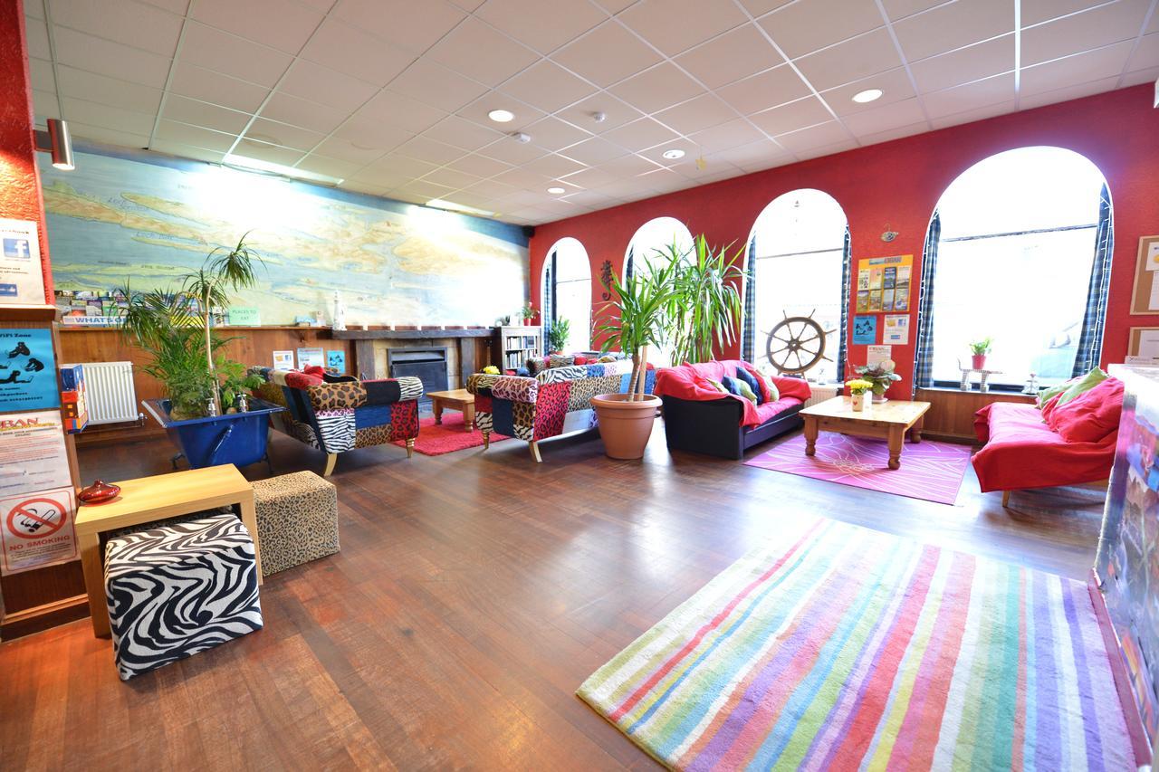Backpackers * Oban