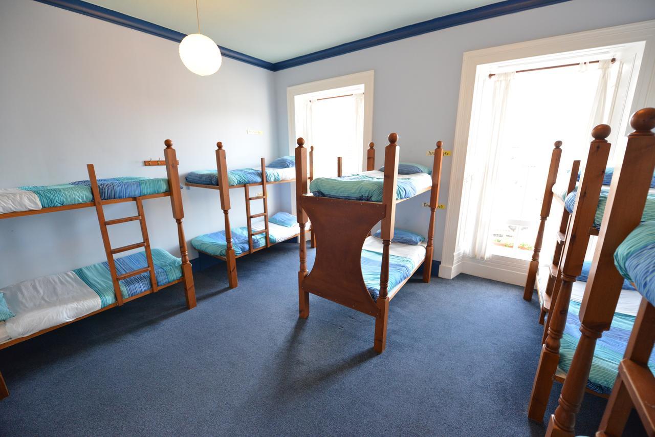 Backpackers * Oban